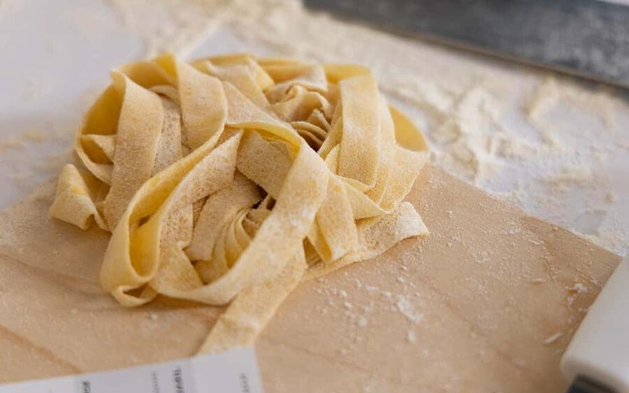 Rome: Enjoy Spritz and Pasta Making in Piazza Navona - Why the instructors make such a difference