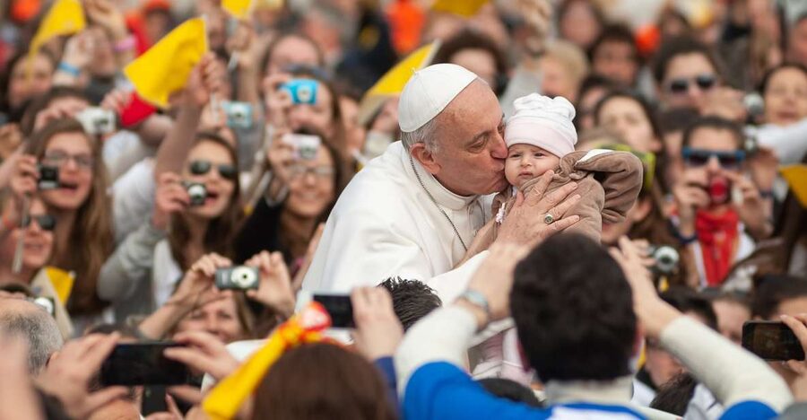 Rome: Escorted Papal Audience Experience with Entry Ticket - Who should book this experience?