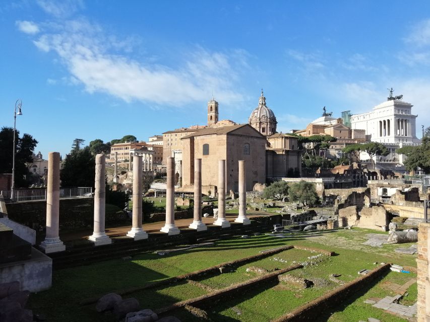 Rome: Exclusive Colosseum Underground and Roman Forum Tour - The main Colosseum in another 20 minutes