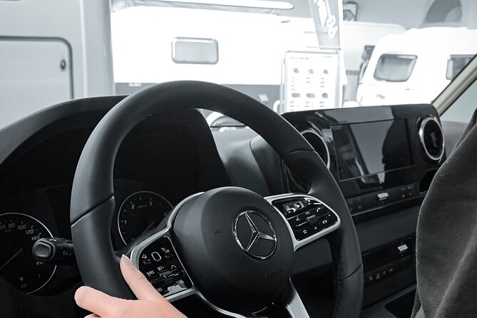 Rome Fiumicino Airport Transfer in Luxury Private Transportation - The departure ride from Rome to Fiumicino