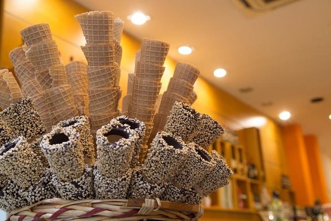 Rome Food Experience Max 6 People Group Tour | w/Private Option - The guides can make or break the evening