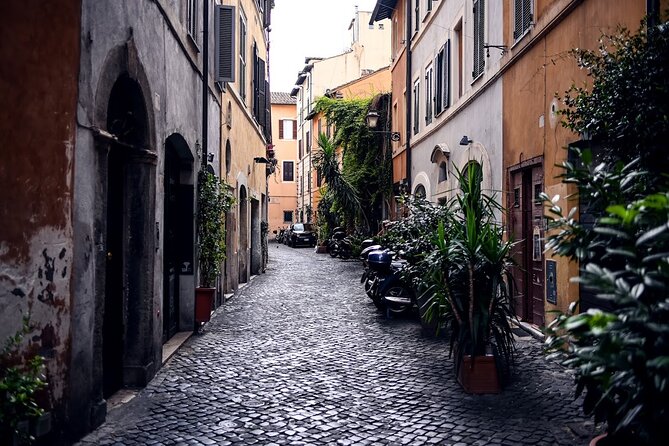 Rome Food Tour in the Historic Centre with 8+ Food Tastings - The Ancient Jewish Ghetto