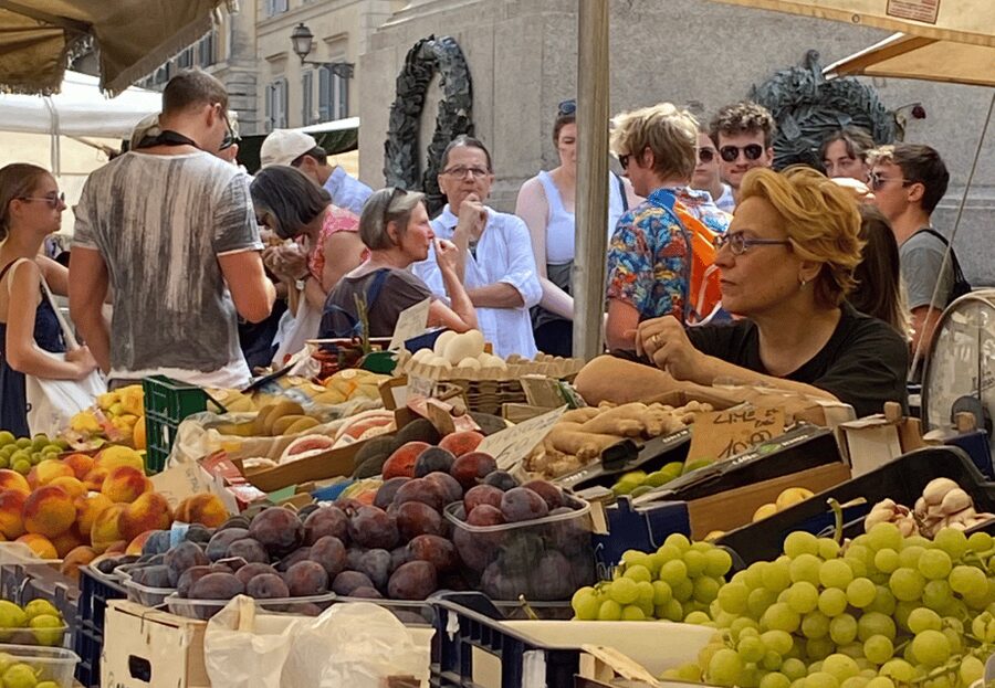 Rome: Food & Wine Tour of Campo de Fiori, Ghetto, Trastevere - The Jewish Ghetto: fried artichoke, supplì, and codfish