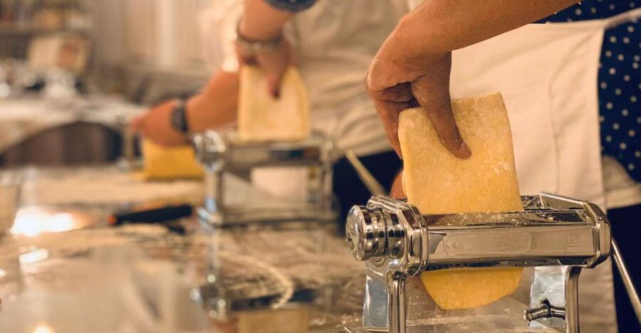 Rome: Fresh Pasta and Tiramisu Making Class with Fine Wine - The restaurant setting and Vatican location