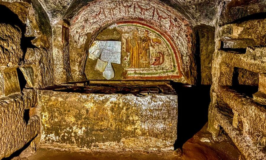 Rome: Guided Roman Catacombs Tour with Transfers - What to wear and what to leave behind