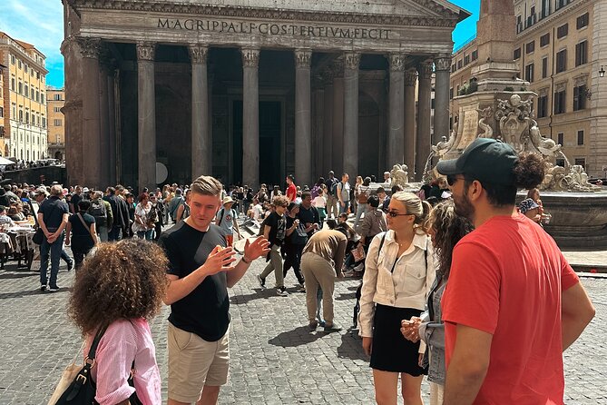 Rome: Guided Small Group Walking Tour of City Highlights - Monumento a Vittorio Emanuele II and the story of Italy