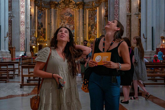 Rome: Guided Small Group Walking Tour of City Highlights - Guide quality is the main reason to book