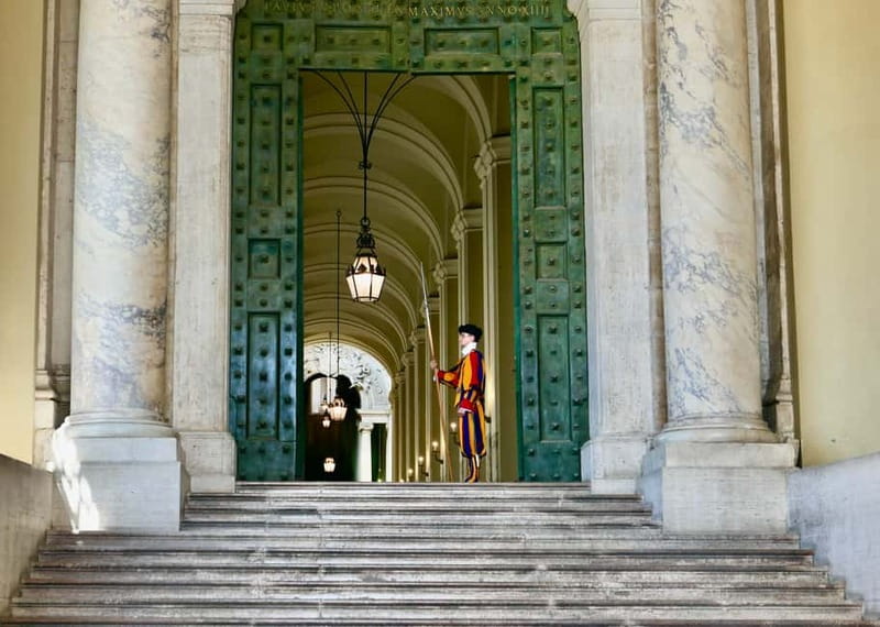 Rome: Guided Tour of St. Peter's Basilica, Grottoes & Square - Michelangelo’s Pietà and the basilica’s major works