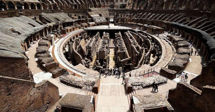 Rome: Guided Tour of the Colosseum - Entering the Colosseum without the long ticket queue