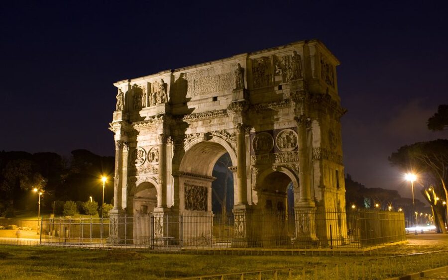 Rome: Guided Tour of the Colosseum - Who will enjoy this tour most
