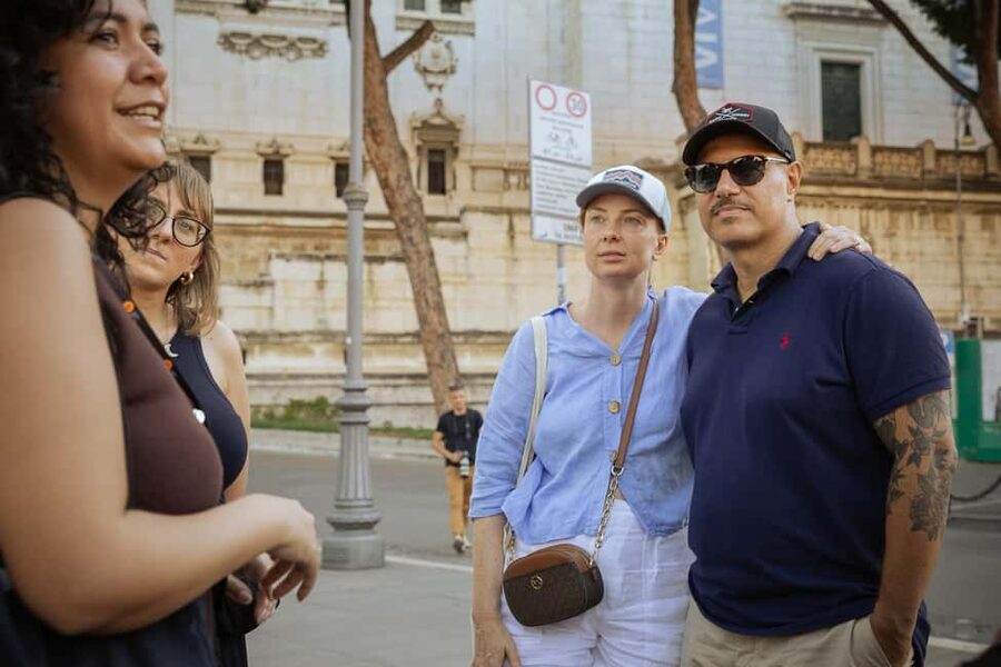 Rome: Guided Walking Tour in English or Spanish - Why this two-hour walk works well in Rome