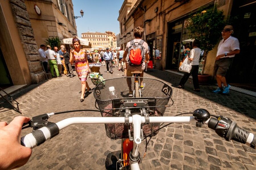 Rome: Highlights Bike Tour - How difficult is the cycling?