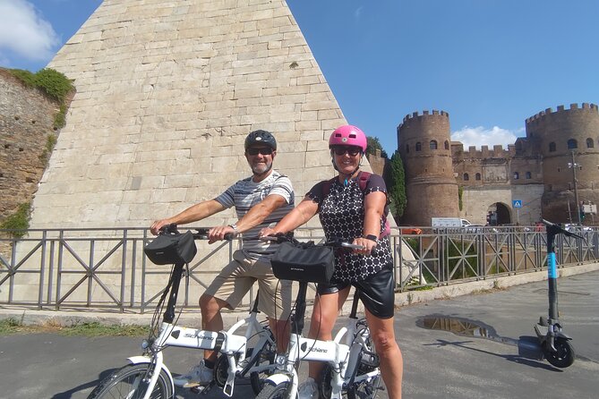 Rome Highlights by E-Bicycle Small group - Rolling through Circus Maximus