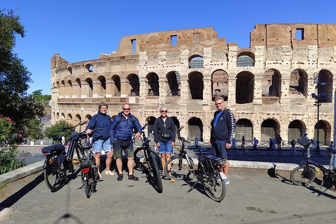 Rome Highlights by E-Bicycle Small group - Guides who make the difference