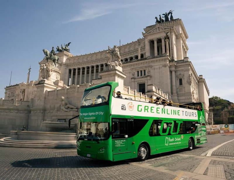 Rome:Hop-On Hop-Off Panoramic Open Bus Ticket 3 Circuits x 1 - Piazza Venezia and the historic center