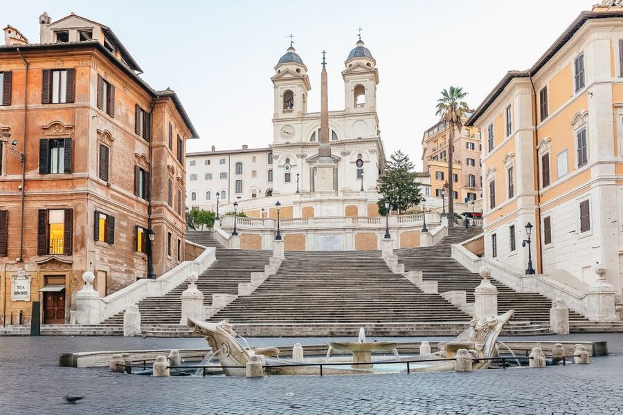 Rome: Hop-on Hop-off Sightseeing Bus Tour with Audioguide - The Colosseum and Roman archaeological area