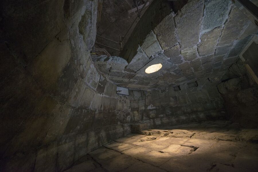 Rome: Mamertime Prison Entrance Ticket with Audio guide - The upper museum and the story of Roman prisoners
