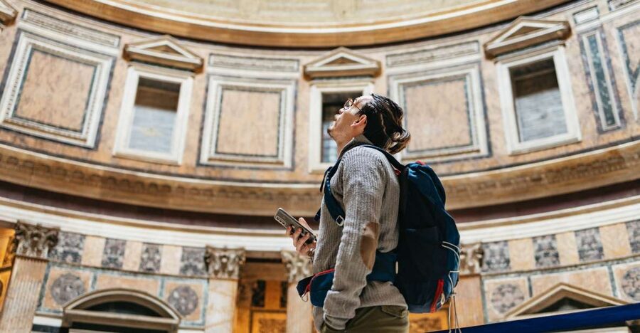 Rome: Pantheon Fast-Track Ticket and Official Audio Guide - The dome and the 43.44-meter oculus