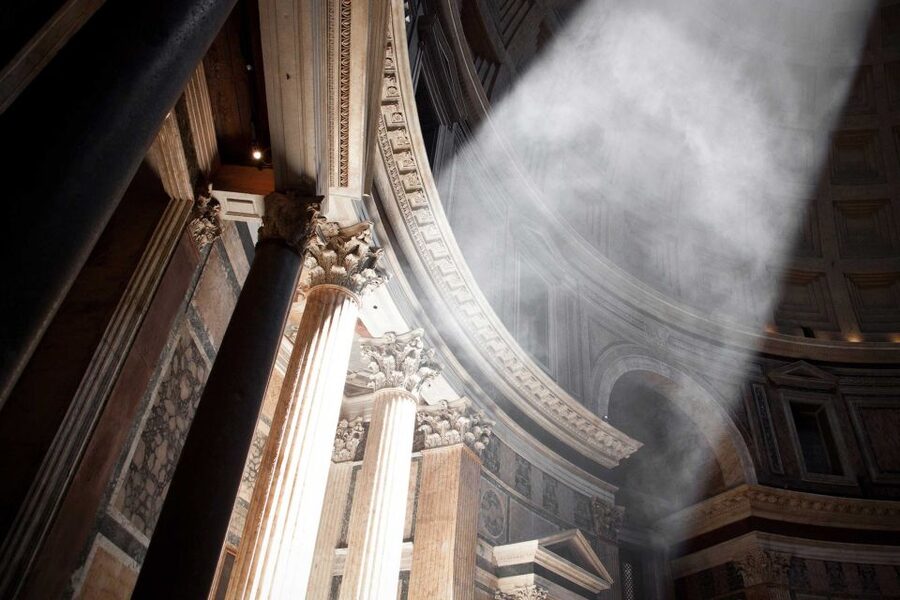 Rome: Pantheon Guided Tour with Skip-the-line Ticket - The guides make the short format work