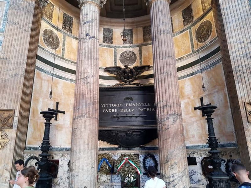 Rome: Pantheon Priority Entry Ticket & Audio Guide App - Should you book it?