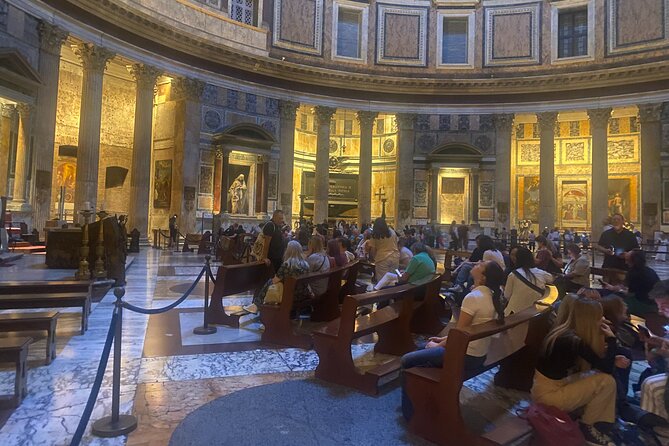 Rome: Pantheon Skip The Line Tickets - Looking Up at Hadrian’s Dome