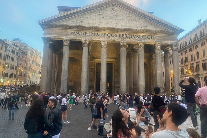 Rome: Pantheon Skip The Line Tickets - Statues, Tombs, and the Marble Floor