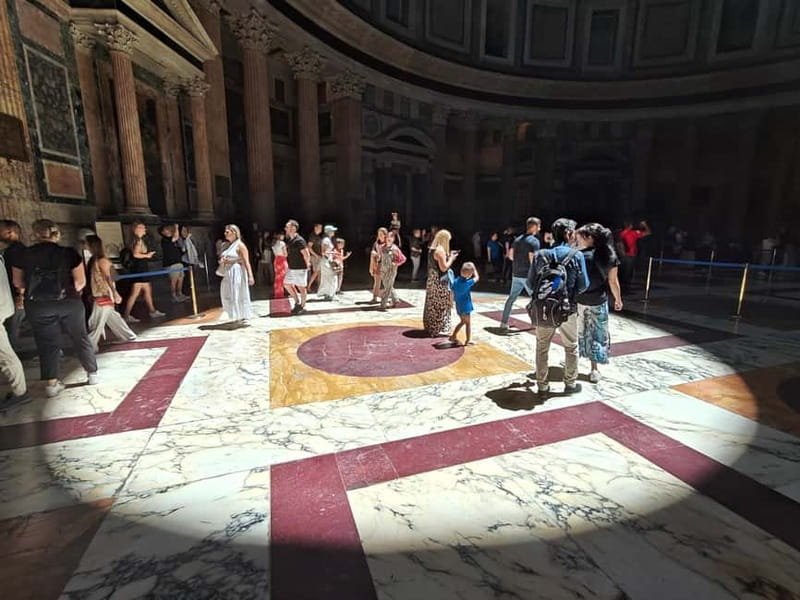 Rome: Pantheon Small-Group Guided Tour with Entry Ticket - The 10-minute walk to the Pantheon