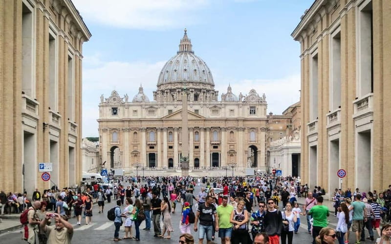 Rome: Papal Audience Experience with Pope Leo XIV - Finding your place in St. Peter’s Square