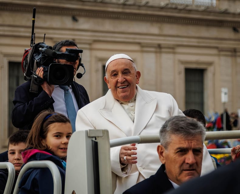 Rome: Papal Audience Tour With Reserved Access - What the Papal Audience actually is