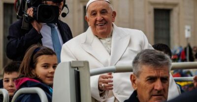 Papal Audience Tour With Reserved Access