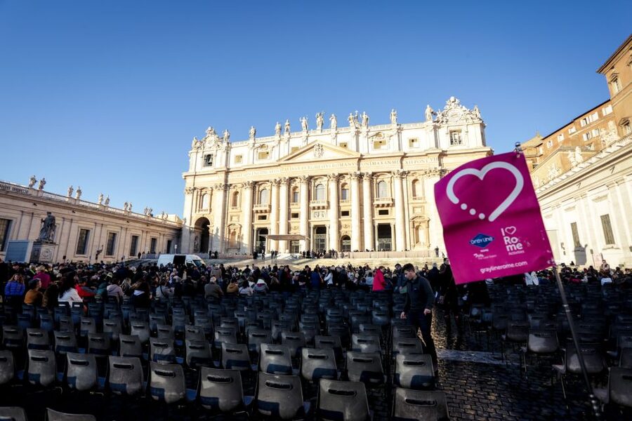 Rome: Papal Audience with Pope Leo XIV - Hearing Pope Leo XIV and receiving the blessing