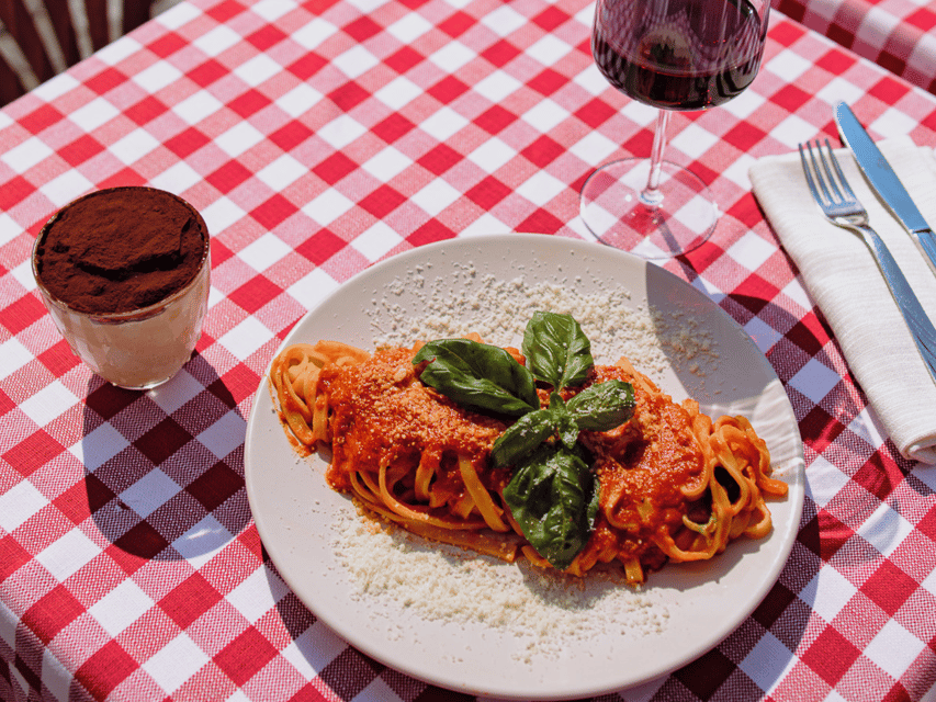 Rome: Pasta and Tiramisu Cooking Class in Piazza Navona - Why Piazza Navona makes this class special