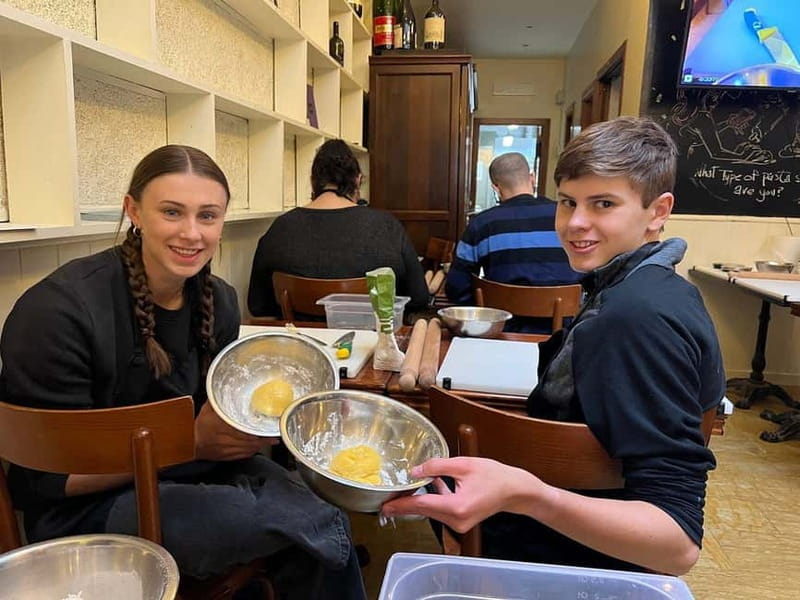 Rome: Pasta Cooking Class with Market Visit and Wine - Who should book this class?