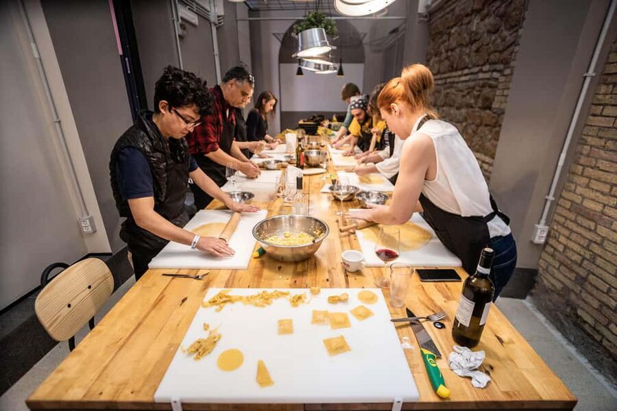 Rome: Pasta Cooking Class with Market Visit and Wine - Meeting Marco at Via Palestro 51