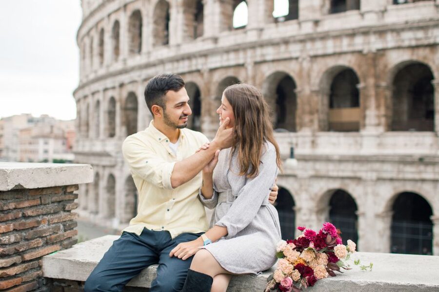 Rome: Personalized Photoshoot outside the Colosseum - Photographing the Colosseum From Outside