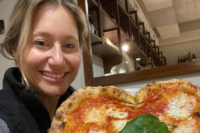 Rome: Pizza & Tiramisu Class with Free Flowing Fine Wine - A restaurant setting, not a private school