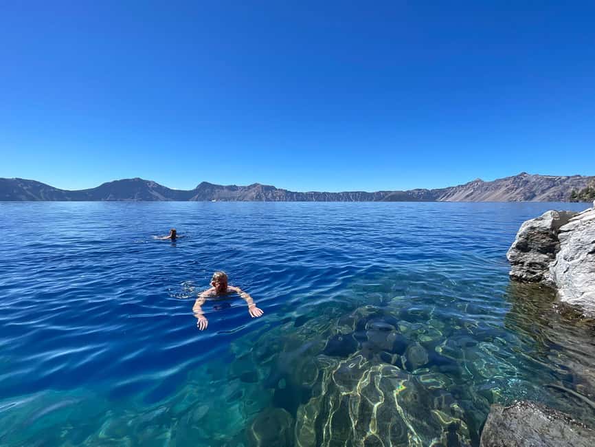 Rome: Popes' Lake, Kayak Tour with Swimming & Roman Pizza - The first ten minutes on Lake Albano