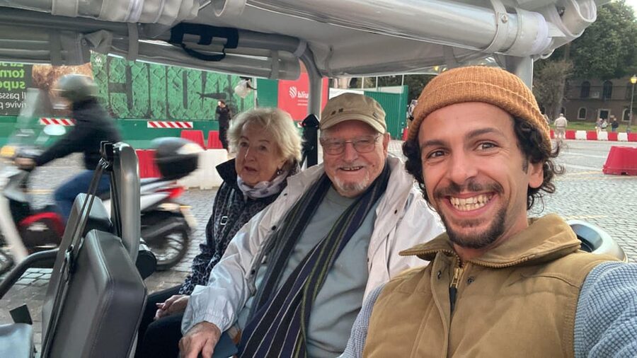 Rome: Private Golf Cart Tour with Artisanal Gelato - Pantheon and Piazza Navona: the historic center on foot