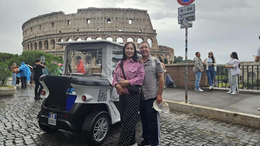 Rome: Private Golf Cart Tour with Artisanal Gelato Tasting - Why a golf cart works so well in Rome