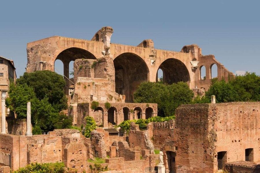 Rome: Roman Forum and Palatine Hill Licensed Guided Tour - Why a guide helps at the Roman Forum