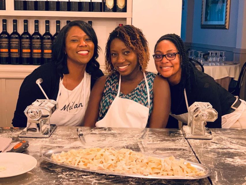 Rome: Roman Master Chef Cooking Class with Wine - Starting in a Roman restaurant