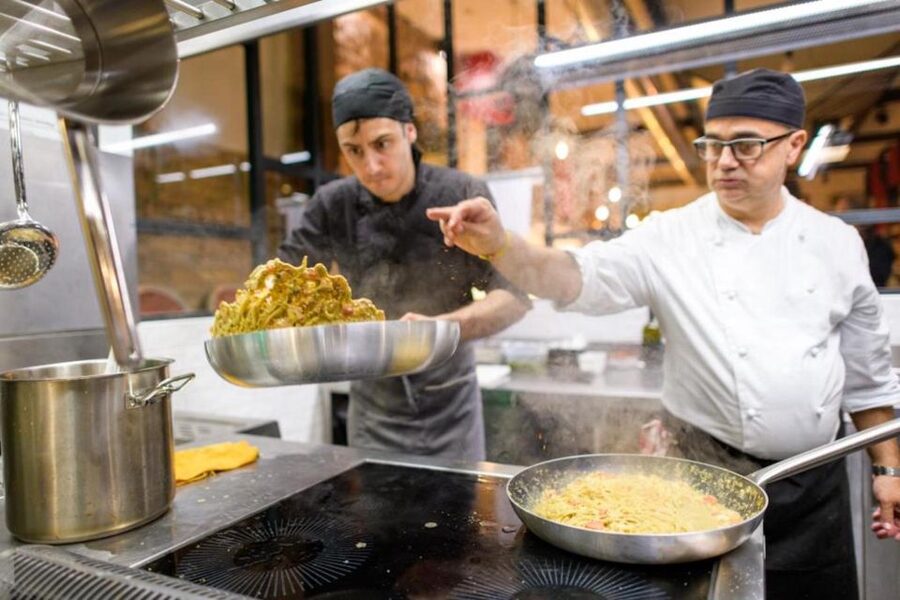 Rome: Roman Master Chef Cooking Class with Wine - Should you book the Roman Master Chef class?