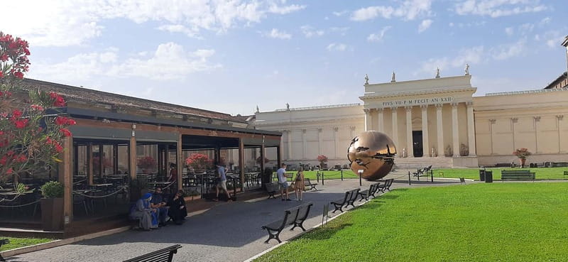 Rome: See Behind-The-Scenes In The Vatican - The Sistine Chapel: Thirty Quiet Minutes, If You Can Find Them