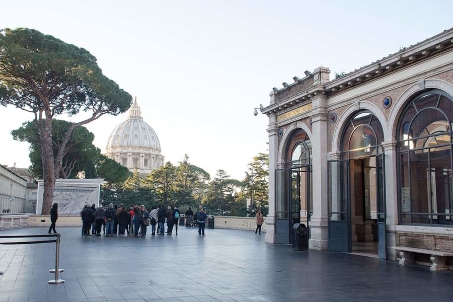 Rome: Skip the line Vatican Museums & Sistine Chapel Tour - Key points to know before booking