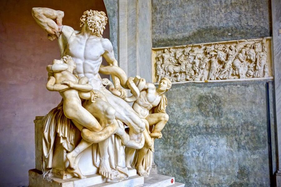 Rome: Skip the line Vatican Museums & Sistine Chapel Tour - What the guide adds to the experience