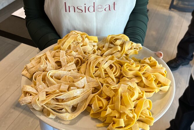 Rome Small Group Pasta Making Class with Wine and Italian Chef - What the social format adds