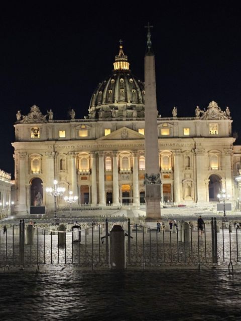 Rome: St. Peter's Basilica and Papal Grottoes Guided Tour - The security queue is part of the visit