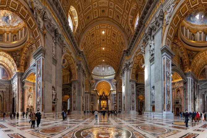 Rome: St. Peter's Basilica & Dome Entry Ticket with Audio Guide - Returning to the basilica floor