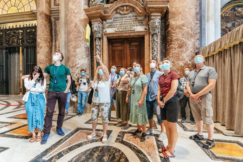 Rome: St. Peter's Basilica, Papal Tombs, and Dome Climb Tour - The Vatican Grottoes and papal tombs