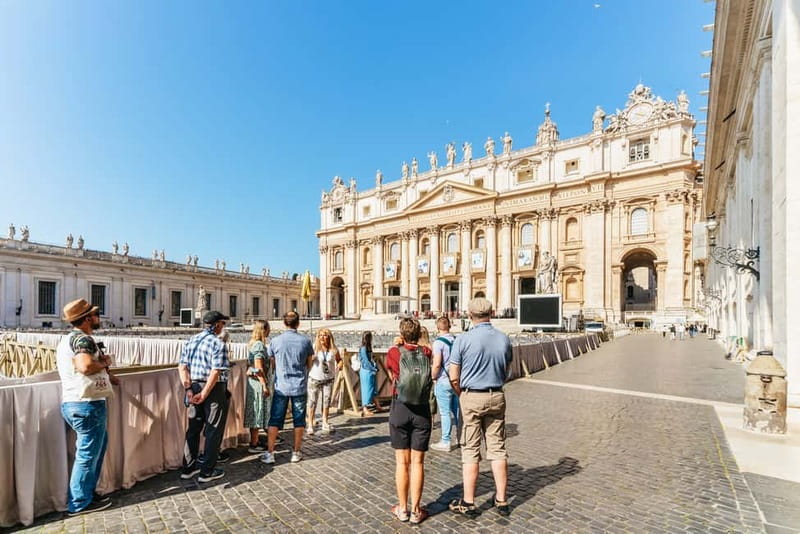 Rome: St. Peter's Basilica, Papal Tombs, and Dome Climb Tour - Climbing the dome and reaching the top